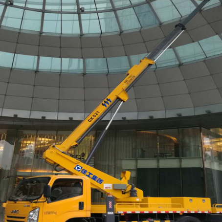 兖州附近高空作业车租赁｜安全设备租赁｜高空安装|工程定制化方案｜亿立达设备租赁